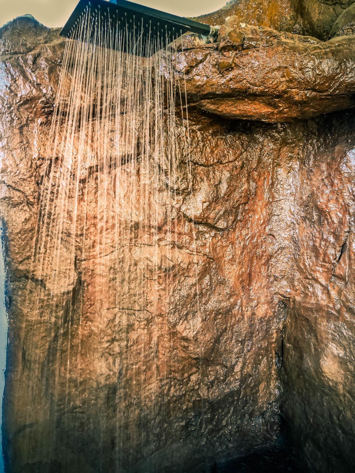 Lodge Elephants Footprint