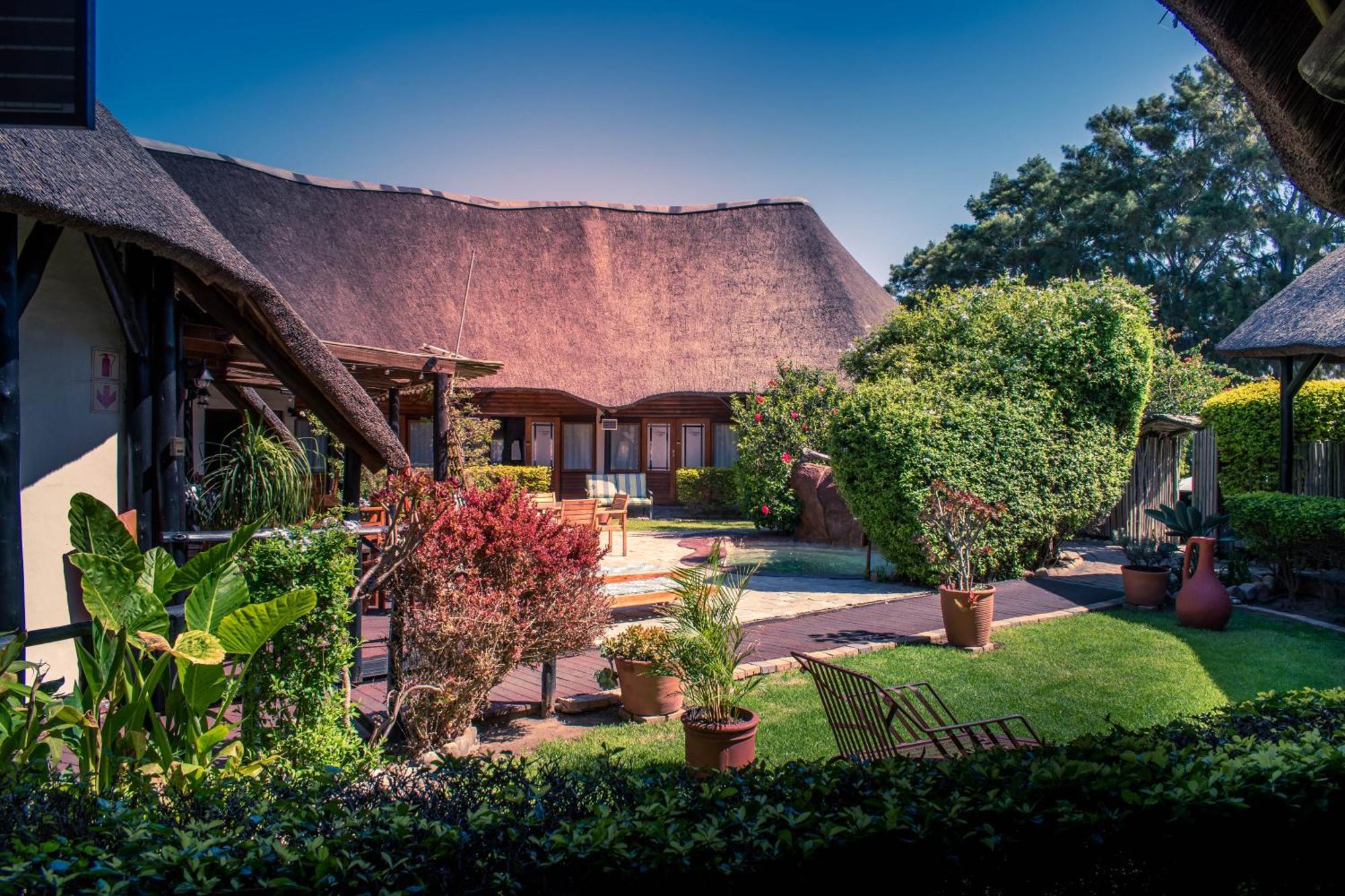 Elephants Footprint Lodge *
